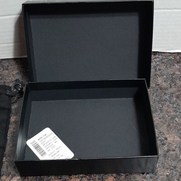 Versace Gift Box and Free Dannijo Keeper...euc - Picture 2 of 3